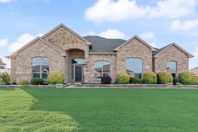 /international/us/117-thames-circle-waxahachie-tx-110108390126/