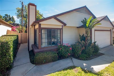 /international/us/13982-olive-grove-lane-sylmar-ca-110108169998/