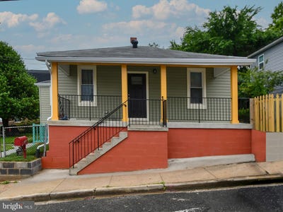 /international/us/6305-field-street-capitol-heights-md-110108450907/