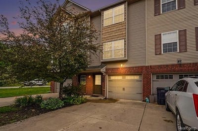 /international/us/2234-knotty-pine-trail-howell-twp-mi-110109082712/