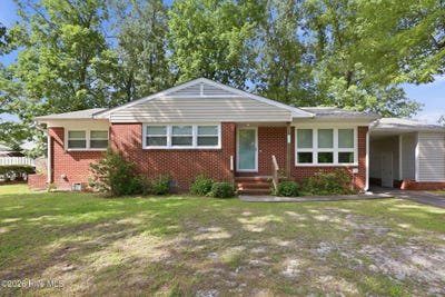 /international/us/100-e-sherwood-drive-havelock-nc-110108139495/