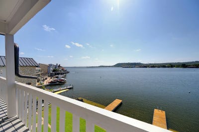 /international/us/101-island-f-drive-horseshoe-bay-tx-110101339434/