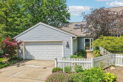 /international/us/838-lynnhaven-ln-akron-oh-110108795285/