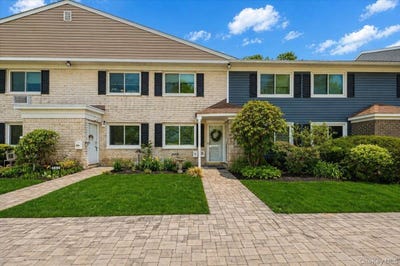 /international/us/40-w-4-st-patchogue-ny-110107721392/
