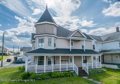 /international/us/452-w-8th-street-west-wyoming-pa-110108753434/