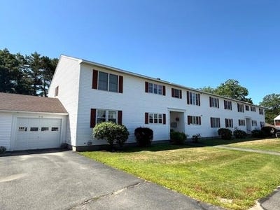 /international/us/75-halifax-street-winslow-me-110101294353/