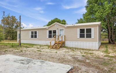 /international/us/5774-216th-street-lake-city-fl-110106818513/