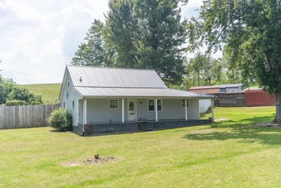/international/us/224-highway-746-wellington-ky-110100679961/
