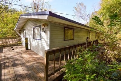 /international/us/63276-county-rd-n-prairie-du-chien-wi-110120557029/