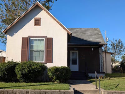/international/us/1001-e-locust-street-vincennes-in-110102899090/