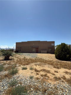 /international/us/22379-eyota-apple-valley-ca-110107807401/
