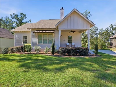 /international/us/123-village-trail-dadeville-al-110120486399/