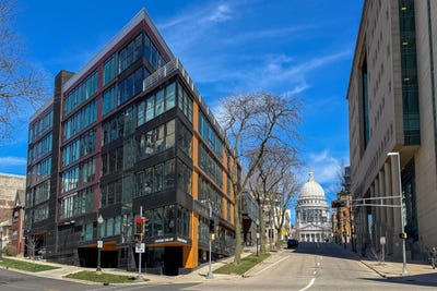 /international/us/211-s-henry-street-madison-wi-110100623912/