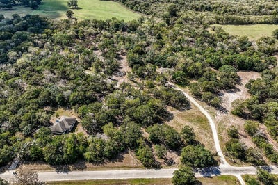 /international/us/tract-2-sun-oil-road-brenham-tx-110103323929/