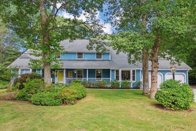 /international/us/19-steven-p-wentworth-road-north-falmouth-ma-110110257091/