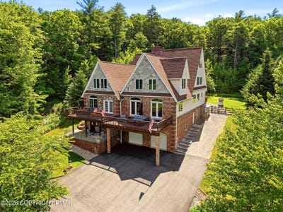/international/us/235-plantation-drive-lehighton-pa-110108910349/