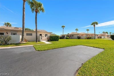 /international/us/712-joel-boulevard-lehigh-acres-fl-110106772071/
