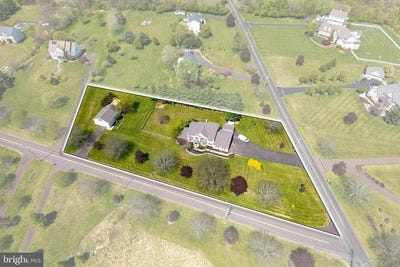/international/us/1265-moyer-road-telford-pa-110107827126/