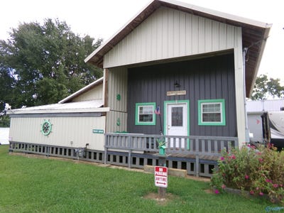 /international/us/179-county-road-540-centre-al-110119617274/
