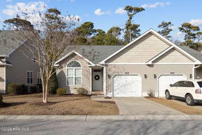 /international/us/514-b-village-green-drive-morehead-city-nc-110104966287/