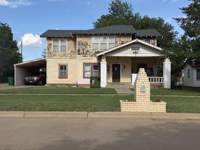 /international/us/2317-cumberland-street-vernon-tx-110108767643/