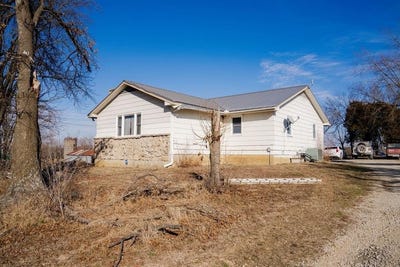 /international/us/20081-spring-hill-road-parsons-ks-110105724605/