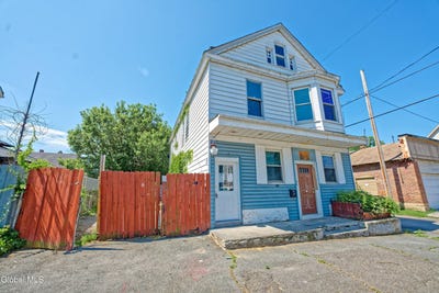 /international/us/46-112th-street-troy-ny-110101178848/