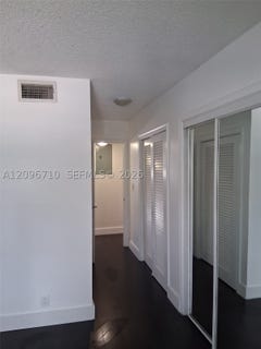 /international/us/hallandale-beach-fl-110120020356/