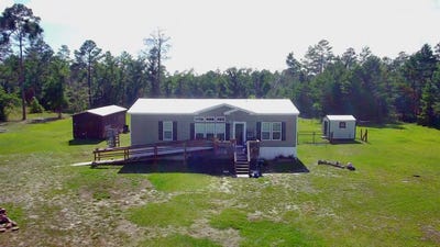 /international/us/15963-blue-crab-drive-perry-fl-110108961912/