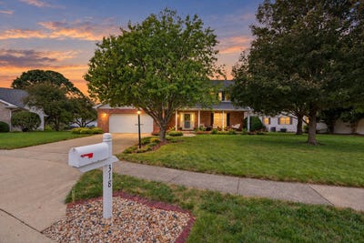 /international/us/318-gainesborough-court-monticello-il-110120029126/