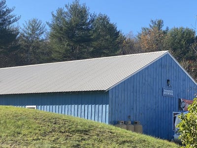 /international/us/28-stow-drive-chesterfield-nh-110072943358/