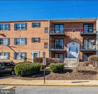 /international/us/5931-quantrell-ave-101-alexandria-va-110107688270/