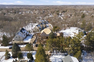 /international/us/4404-wilson-street-minnetonka-mn-110106212969/