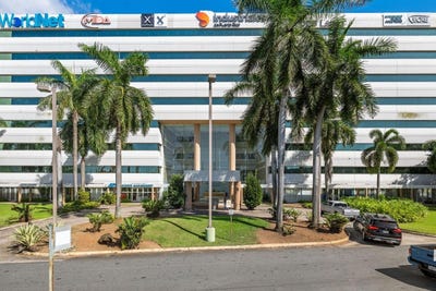 /international/us/100-centro-internacional-de-mercadeo-guaynabo-pr-110105361638/
