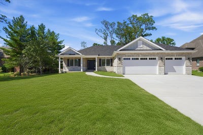 /international/us/21339-wooded-cove-drive-elwood-il-110108988343/