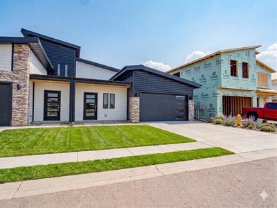 /international/us/244-sawgrass-drive-crown-point-in-110104025148/