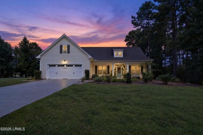 /international/us/748-osprey-lake-circle-hardeeville-sc-110120415262/