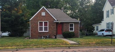 /international/us/909-w-main-street-collinsville-il-110110254639/