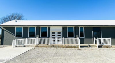 /international/us/903-w-buchanan-street-california-mo-110104815131/