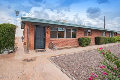 /international/us/2121-n-country-club-road-tucson-az-110107998260/