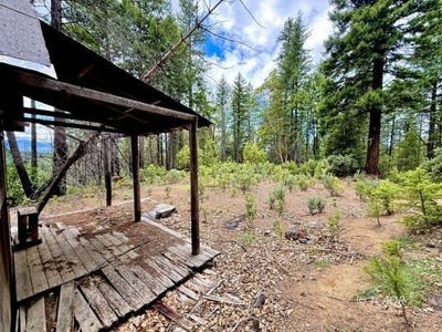 /international/us/580-madrone-rd-hayfork-ca-110108883700/