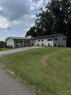 /international/us/139-malibu-drive-owingsville-ky-110109985173/