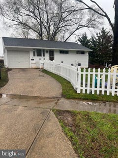 /international/us/3-lakecrest-cir-greenbelt-md-110108416442/