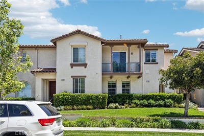 /international/us/27436-riverside-valencia-ca-110108363381/