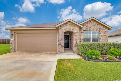 /international/us/4003-fort-palmer-blvd-st-hedwig-tx-110109350975/