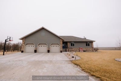 /international/us/521-s-liberty-avenue-juniata-ne-110108012072/