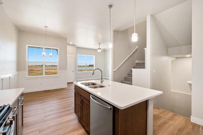 /international/us/4232-trapper-lake-dr-loveland-co-110110322074/
