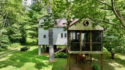 /international/us/3981-coleman-cliff-rd-frankford-wv-110107281516/
