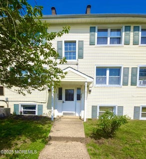 /international/us/214-sawmill-road-brick-nj-110101117309/