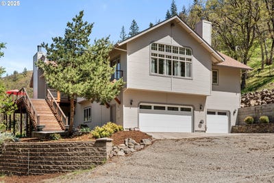 /international/us/3729-old-highway-99-ashland-or-110101112633/